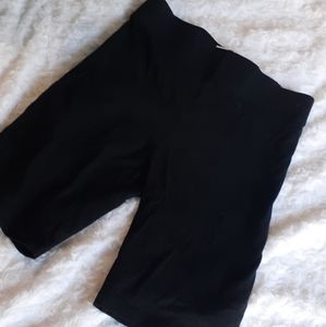 NWOT F21 Biker Shorts